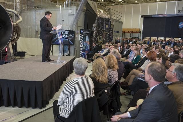 NASA image: NASA Acting Administrator Robert Lightfoot presents the 2018 "St