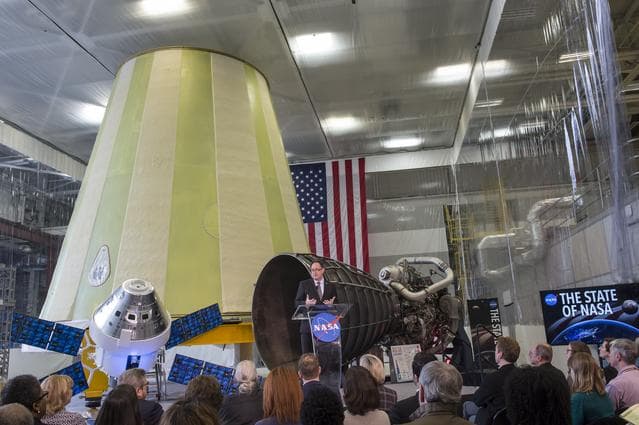 NASA image: NASA Acting Administrator Robert Lightfoot presents the 2018 "St