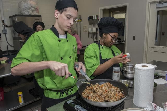 NASA image: HUNCH Student Culinary Competition at USSRC's Davidson Center