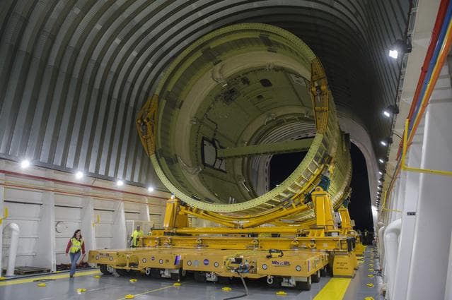 NASA image: The SLS Stages Intertank Structural Test Assembly (STA) arrives at MSFC 