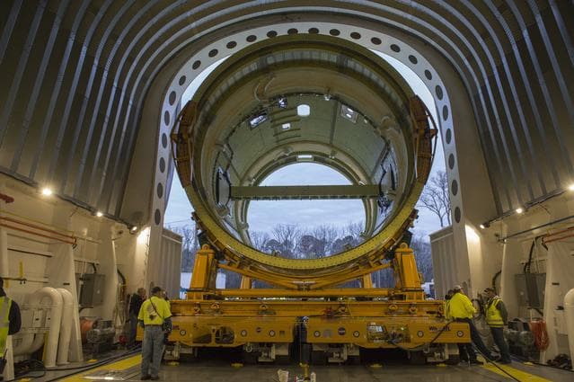 NASA image: The SLS Stages Intertank Structural Test Assembly (STA) arrives at MSFC 