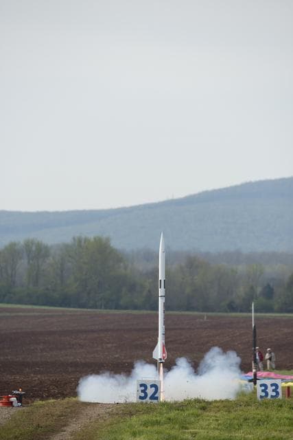NASA image: 2018 Student Launch Initiative at Bragg Farms.