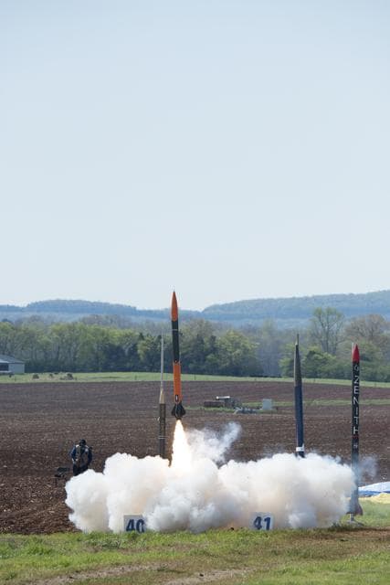 NASA image: 2018 Student Launch Initiative at Bragg Farms.