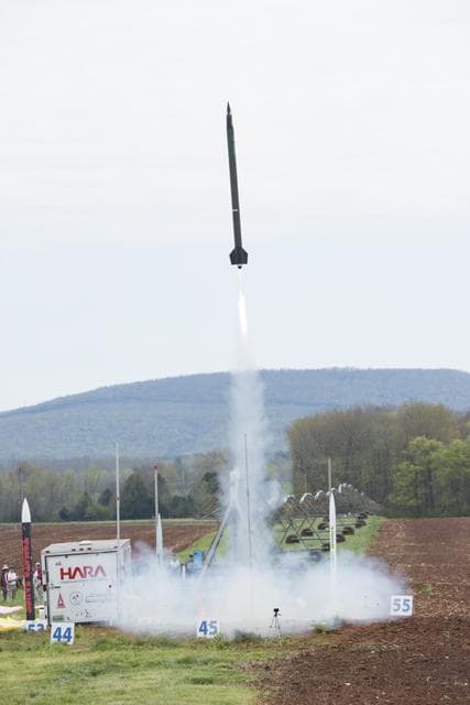 NASA image: 2018 Student Launch Initiative at Bragg Farms.
