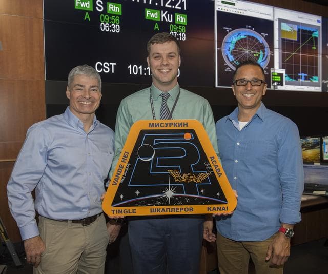 NASA image: Expedition 54 plaque hanging ceremony