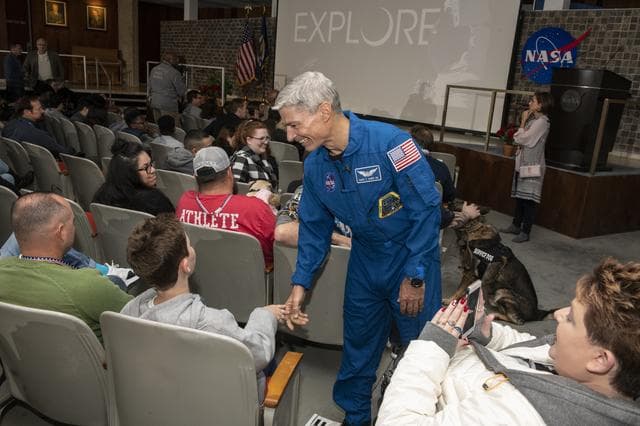 NASA image: Expedition 53/54 Crew Visit With Astronaut Mark Vande Hei