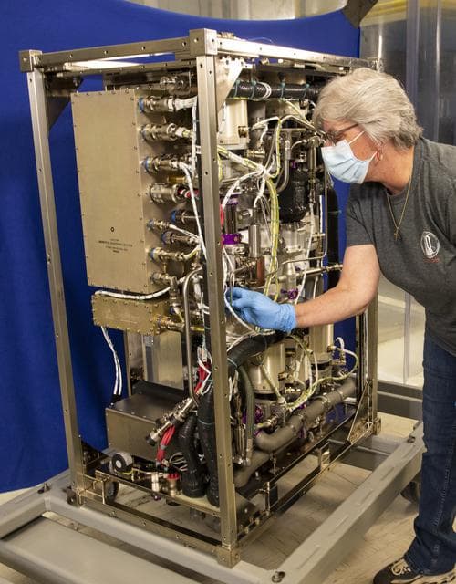 NASA image: CO2 Scrubber (4BCO2) unit