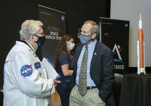 NASA image: Dr. Richard Hoover talks to David Beaman, SLS Systems Engineerin