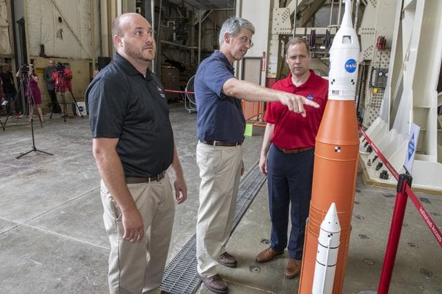 NASA image: NASA Administrator Jim Bridenstine visits Marshall Space Flight 