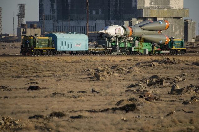 NASA image: Expedition 51 Rollout