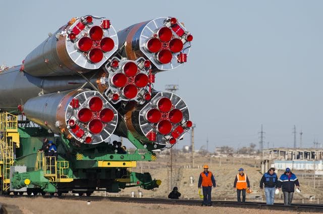 NASA image: Expedition 51 Rollout