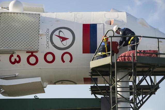 NASA image: Expedition 51 Rollout