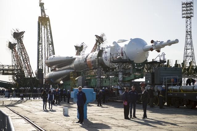 NASA image: Expedition 51 Rollout
