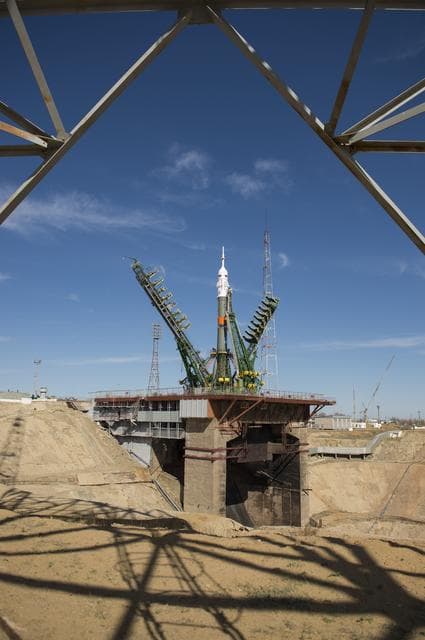 NASA image: Expedition 51 Rollout