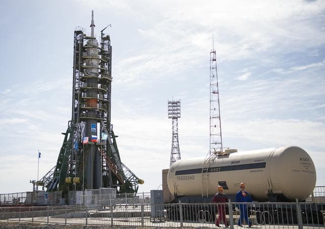 NASA image: Expedition 51 Rollout