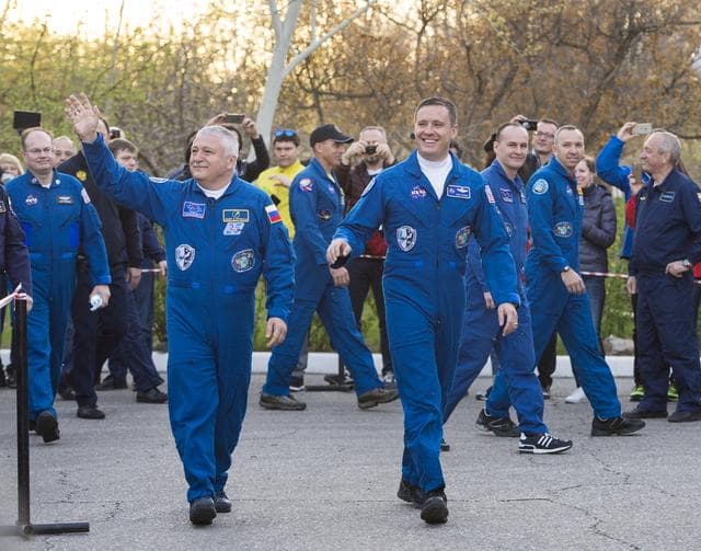 NASA image: Expedition 51 Departure Wave