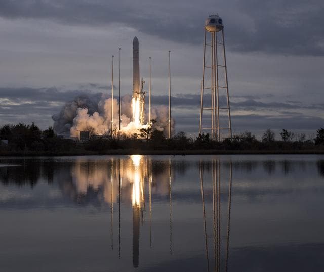NASA image: Orbital ATK CRS-8 Launch