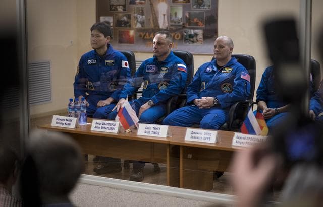 NASA image: Expedition 54 State Commission