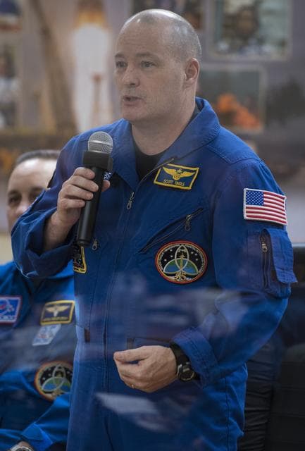 NASA image: Expedition 54 State Commission