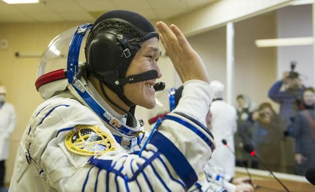NASA image: Expedition 54 Preflight