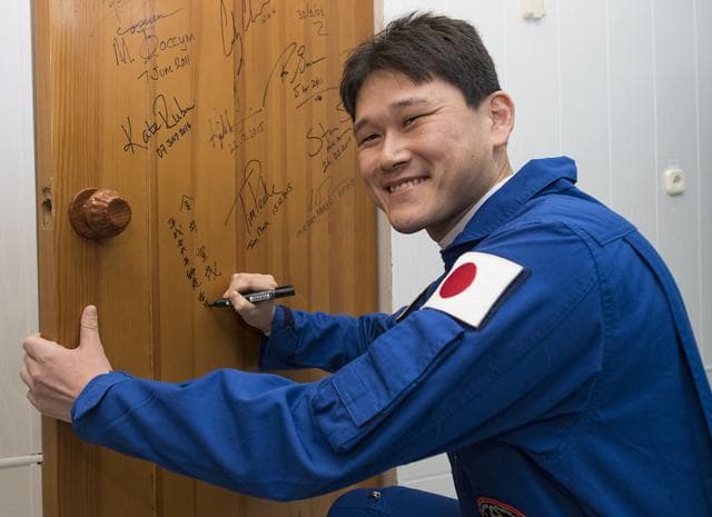 Expedition 54 Preflight