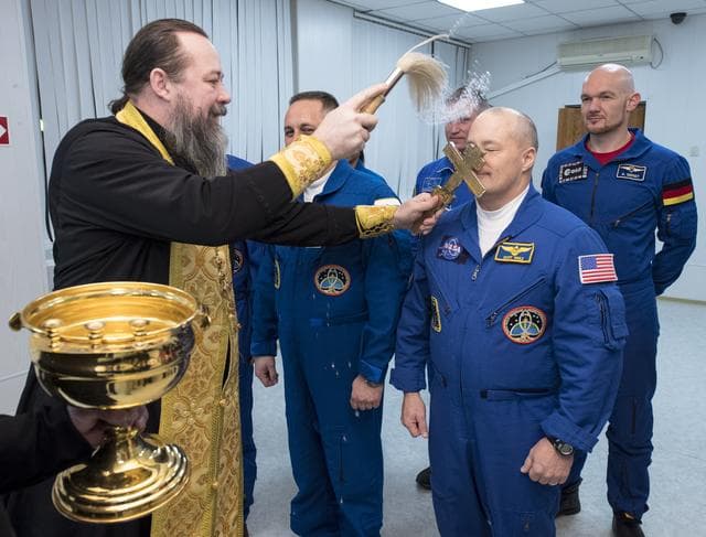 NASA image: Expedition 54 Preflight