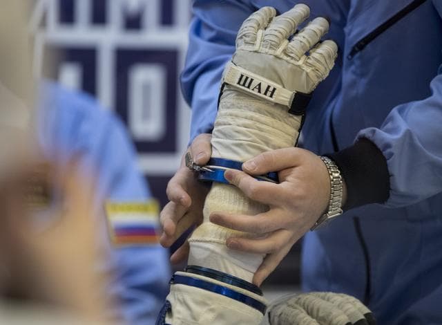NASA image: Expedition 54 Preflight