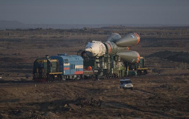 NASA image: Expedition 55 Soyuz Rollout