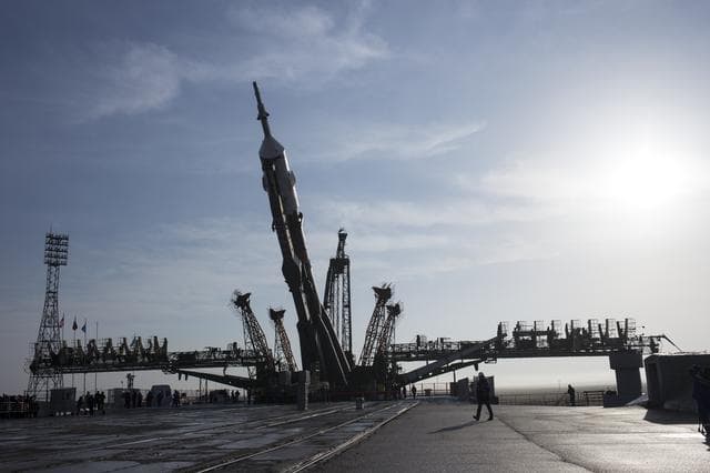 NASA image: Expedition 55 Soyuz Rollout