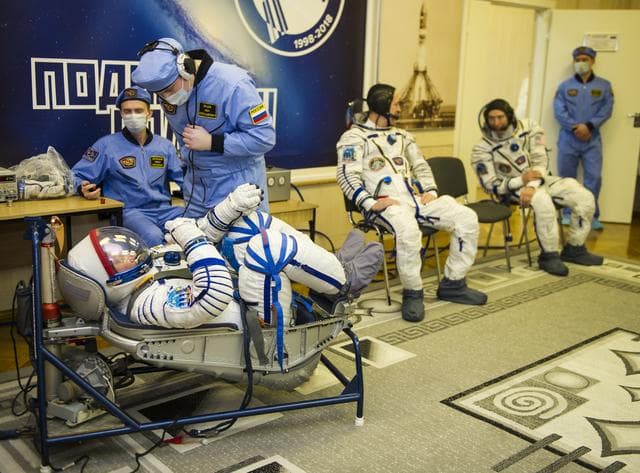 NASA image: Expedition 55 Preflight