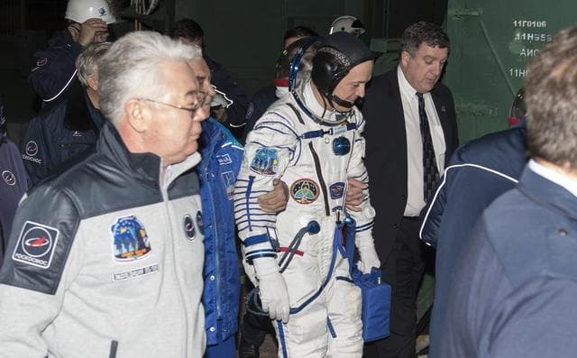 NASA image: Expedition 55 Preflight