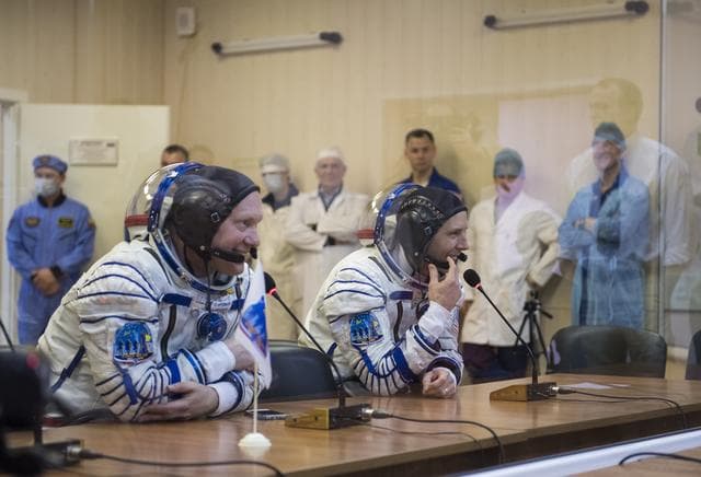NASA image: Expedition 55 Preflight
