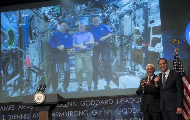 NASA image: Bridenstine Sworn In As NASA Administrator