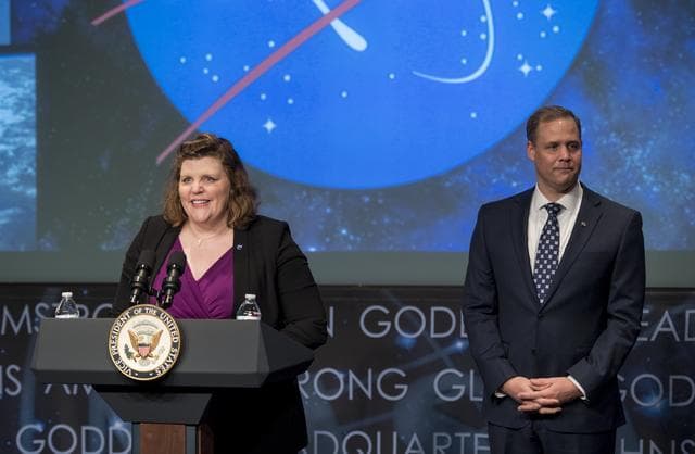 NASA image: Bridenstine Sworn In As NASA Administrator