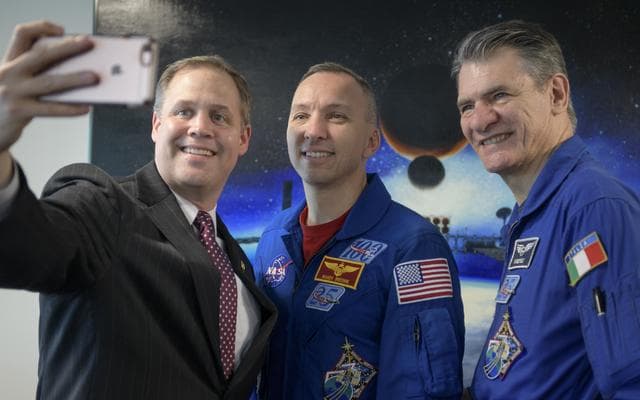 NASA image: Administrator Meets with Astronauts