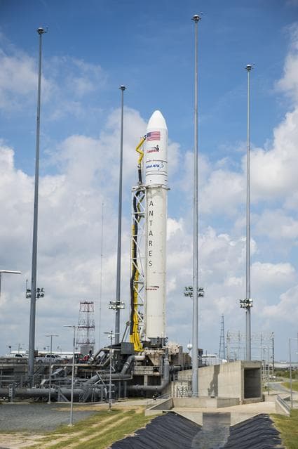 NASA image: Orbital ATK CRS-9 on the Pad