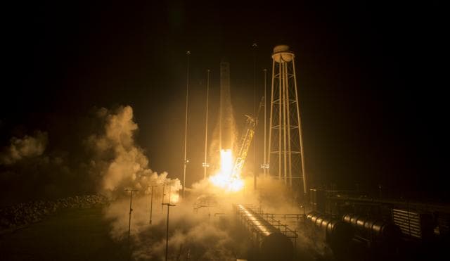 NASA image: Orbital ATK CRS-9 Launch