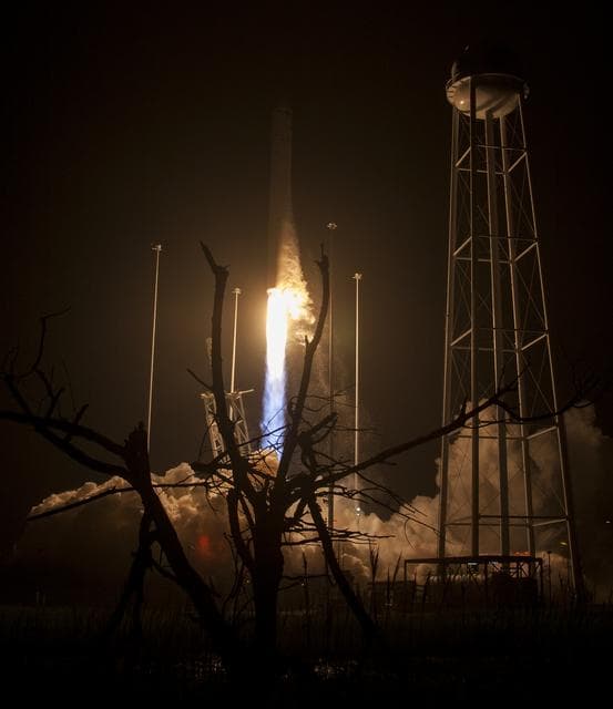 NASA image: Orbital ATK CRS-9 Launch