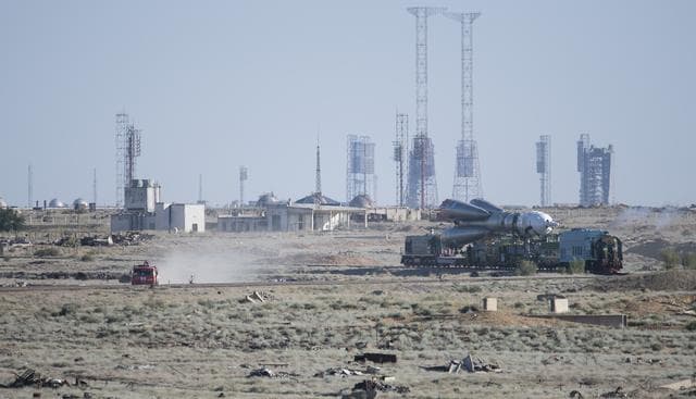 NASA image: Expedition 56 Soyuz Rollout