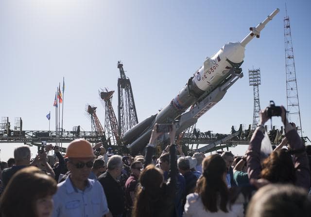 NASA image: Expedition 56 Soyuz Rollout