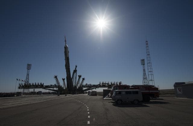 NASA image: Expedition 56 Soyuz Rollout