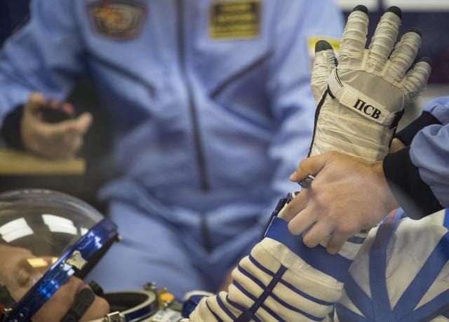 NASA image: Expedition 56 Preflight