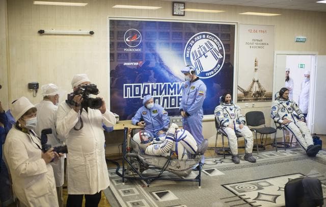 NASA image: Expedition 56 Preflight