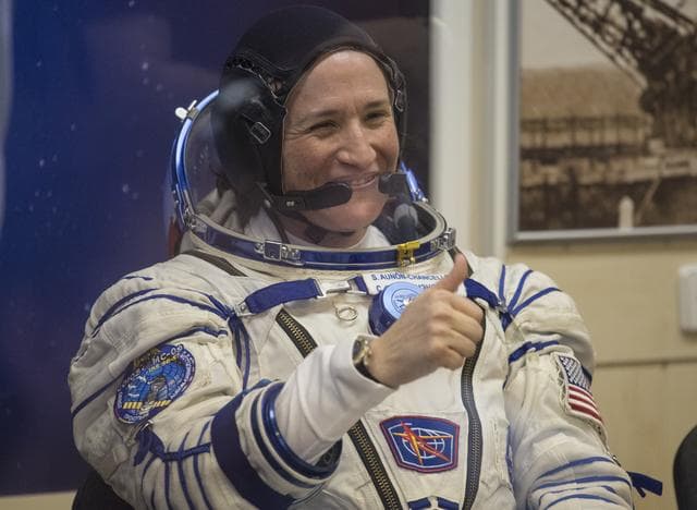 NASA image: Expedition 56 Preflight