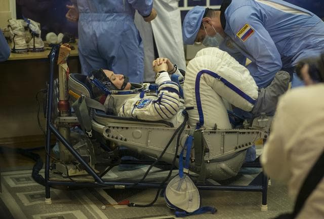 NASA image: Expedition 56 Preflight