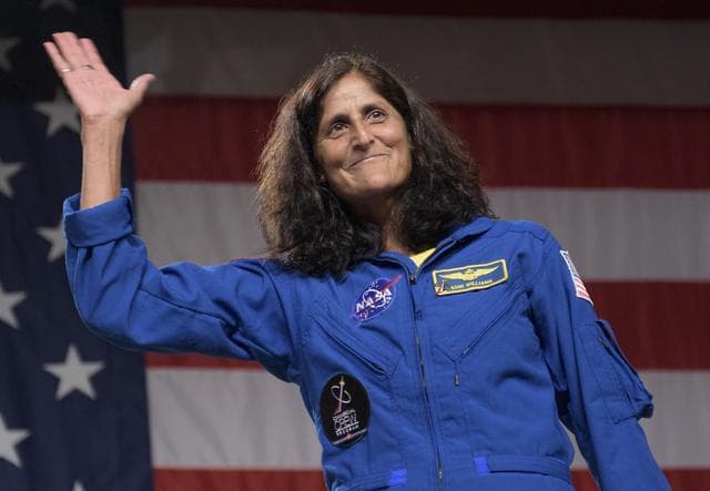 NASA image: Crews to Fly Commercial Spacecraft Announced
