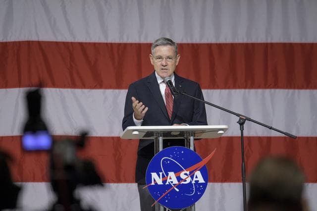 NASA image: Crews to Fly Commercial Spacecraft Announced