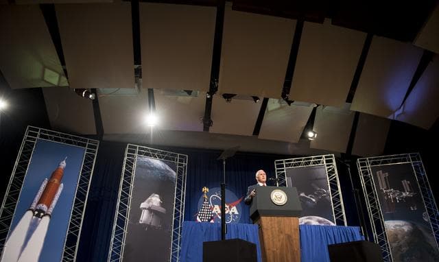 NASA image: VP Pence Visits Johnson Space Center
