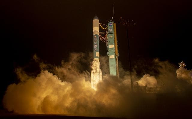 NASA image: ICESat-2 Launch