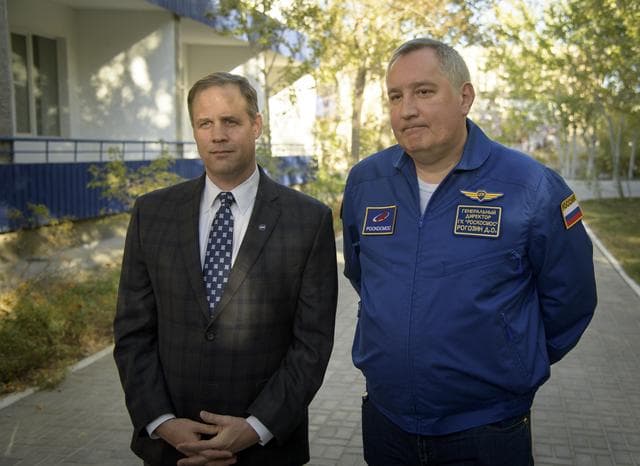 NASA image: Expedition 57 Preflight